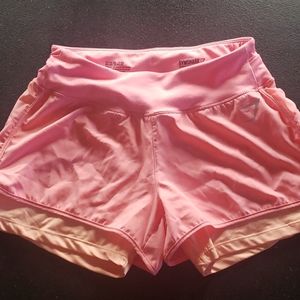 EUC Gymshark Shorts with built-in spandex.